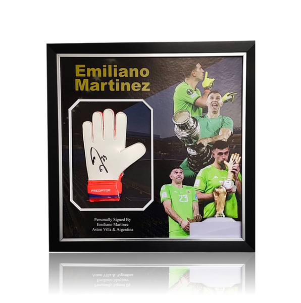emiliano martinez handschuhe Emiliano Martínez Hand Signed Adidas Predator Goalkeepers Glove In Del –  AAA Sports Memorabilia