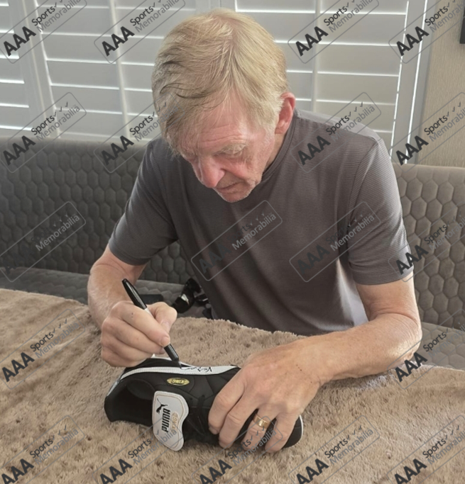 Kenny Dalglish Hand Signed Black/White Puma KING Football Boot in Deluxe Acrylic Display Case