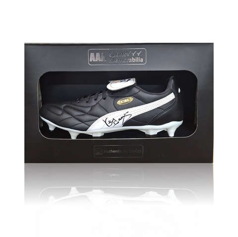 Kenny Dalglish Hand Signed Black/White Puma KING Football Boot in AAA Gift Box