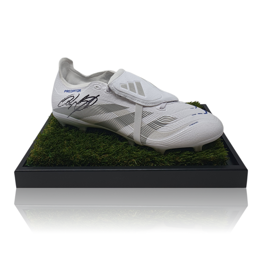 Ryan Giggs Hand Signed White Adidas PREDATOR Football Boot in Acrylic Display Case