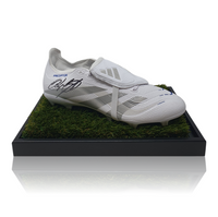 Ryan Giggs Hand Signed White Adidas PREDATOR Football Boot in Acrylic Display Case