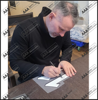 Ryan Giggs Hand Signed Manchester United 1998/99 Home Shirt in AAA Gift Box