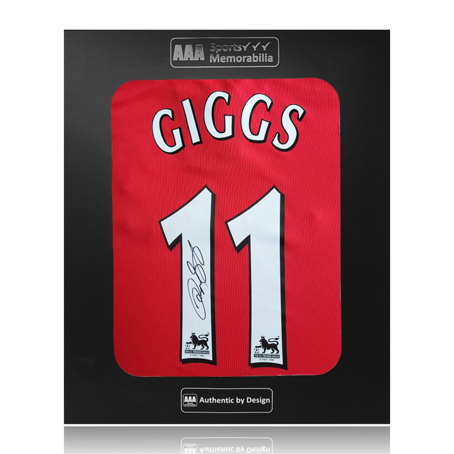 Ryan Giggs Hand Signed Manchester United 1998/99 Home Shirt in AAA Gift Box