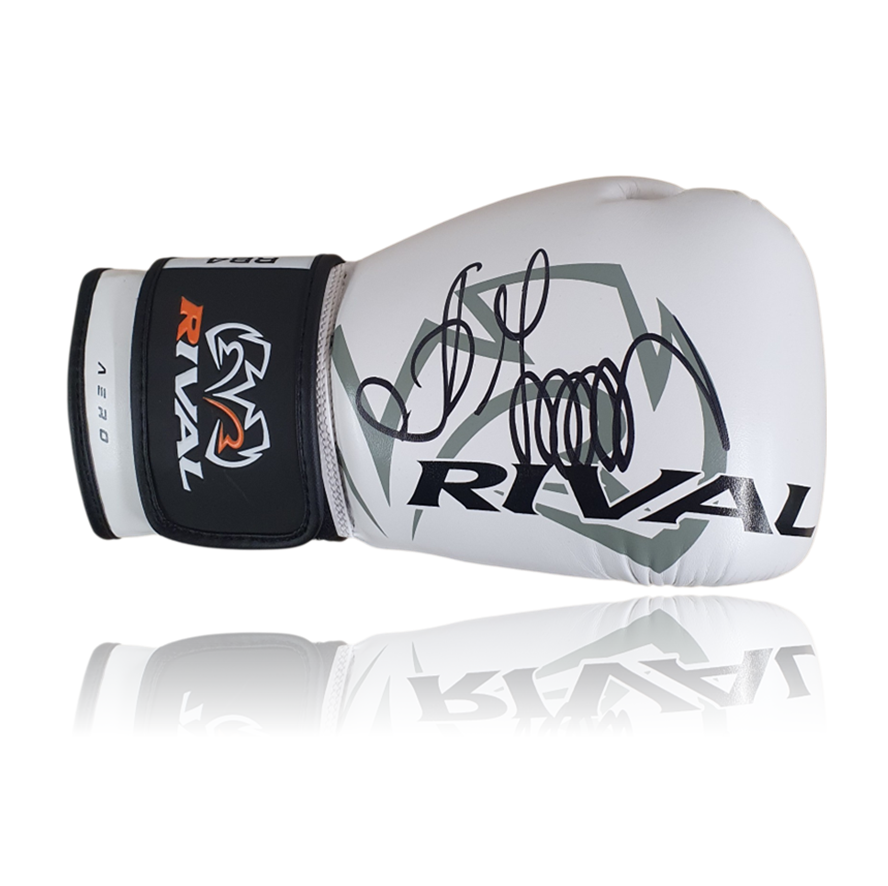 Oleksandr Usyk Hand Signed White RIVAL Boxing Glove in Deluxe Acrylic Display Case