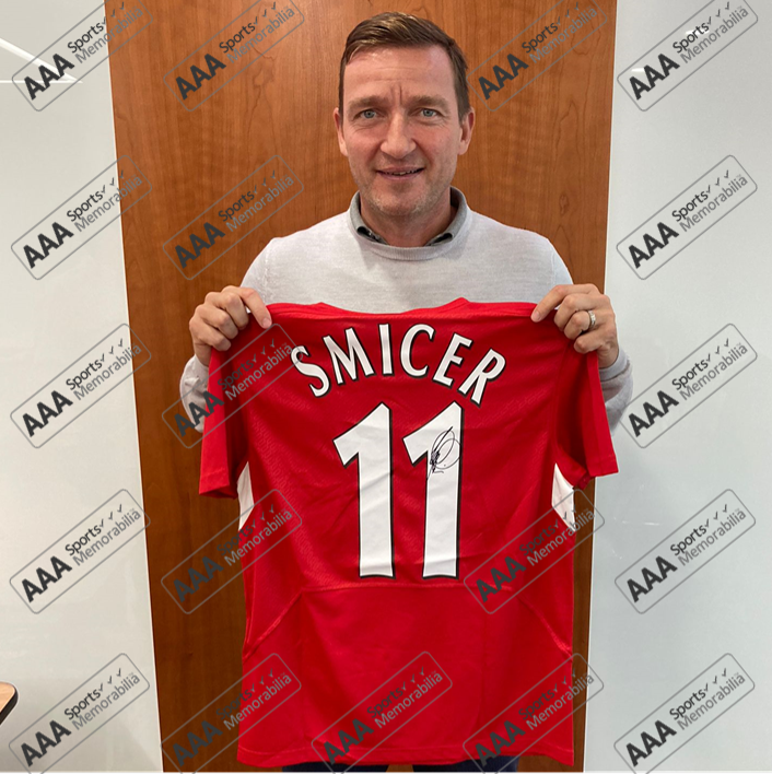 Vladimir Smicer Hand Signed Liverpool 2005 ISTANBUL #11 Shirt in Deluxe Classic Frame